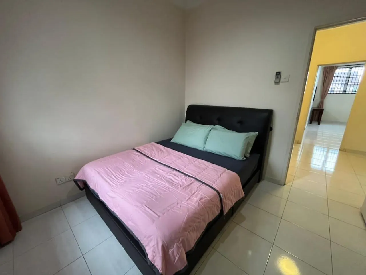S 75 Corner House With Pool Table Villa Johor Bahru